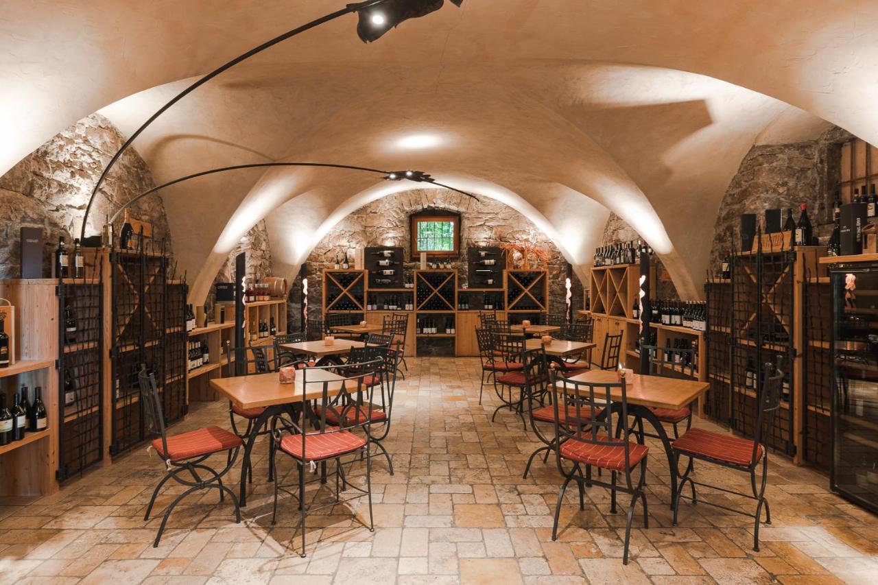 Hotel Mandelhof Аппиано-Сулла-Страда-дель-Вино Экстерьер фото